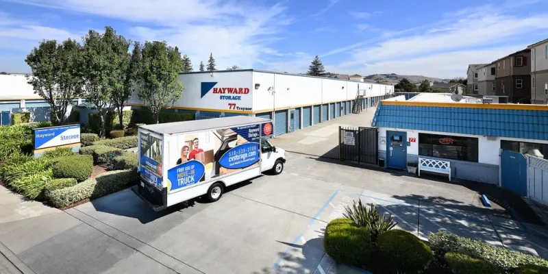 self storage units Hayward